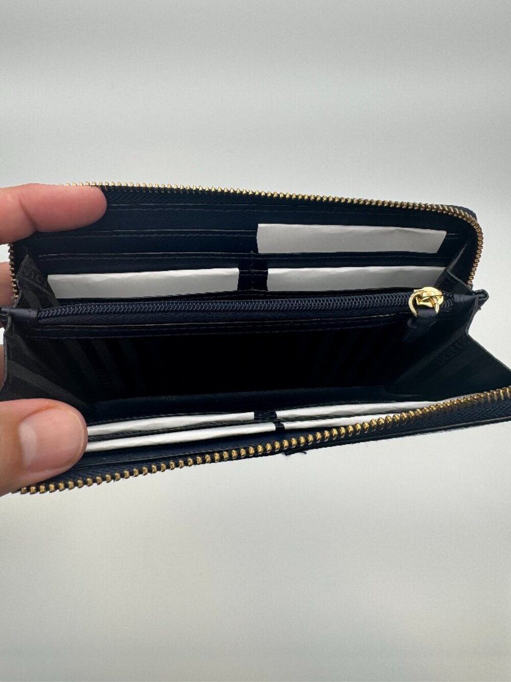 Victoria's Secret Long Wallet - Picture 4 of 4